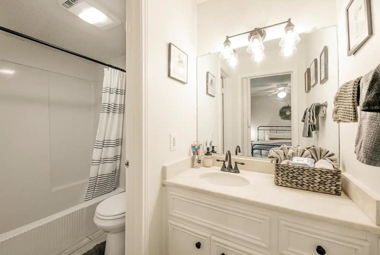 Lush, Enchanting Austin Oasis! Lejlighed Eksteriør billede